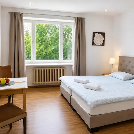 Center And Near Old Town Appartement