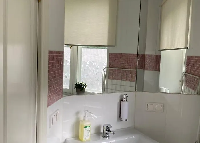 Cozy Room With Private Bathroom Near Old Town Apartament Tallin