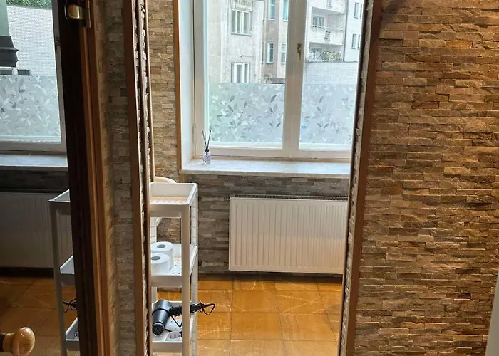 Cozy Room With Private Bathroom Near Old Town Apartament
